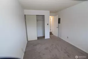 15210 Macadam Rd S, Tukwila, WA 98188 - Photo 9