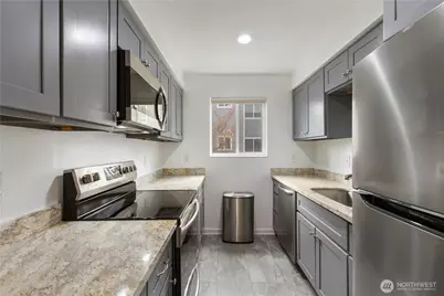 21925 7th Avenue S #101, Des Moines, WA 98198 - Photo 13