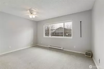 21925 7th Avenue S #101, Des Moines, WA 98198 - Photo 5