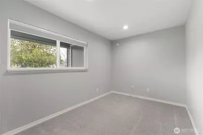 21925 7th Avenue S #101, Des Moines, WA 98198 - Photo 15