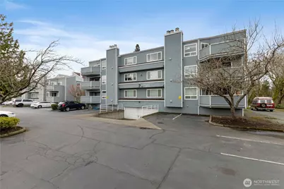 21925 7th Avenue S #101, Des Moines, WA 98198 - Photo 25