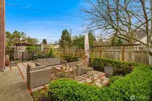 2502 E Roanoke St, Seattle, WA 98112 - Photo 29