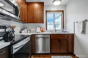 2422 NW 58th St, Seattle, WA 98107 - Photo 13