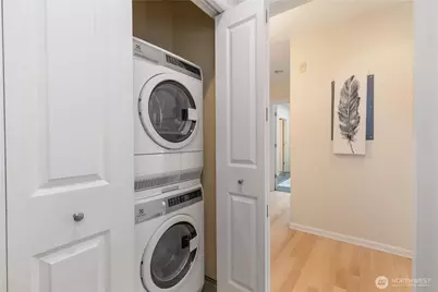 550 Dayton Street #201, Edmonds, WA 98020 - Photo 27