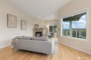 550 Dayton St, Edmonds, WA 98020 - Photo 7