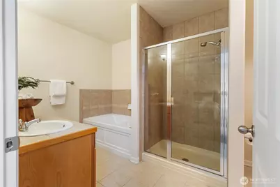 550 Dayton Street #201, Edmonds, WA 98020 - Photo 23