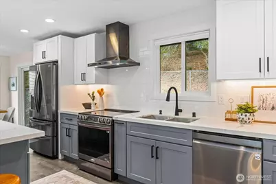 110 NW 188th Street, Shoreline, WA 98177 - Photo 5