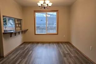 104 Westminster Dr, Kelso, WA 98626 - Photo 3