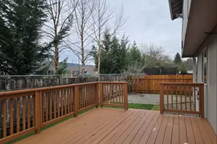 104 Westminster Dr, Kelso, WA 98626 - Photo 37