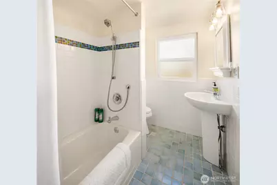 11252 Evanston Avenue N, Seattle, WA 98133 - Photo 11
