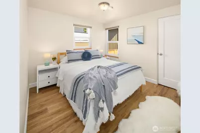 11252 Evanston Avenue N, Seattle, WA 98133 - Photo 9