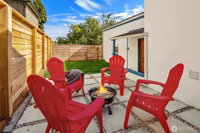 11252 Evanston Avenue N, Seattle, WA 98133 - Photo 25