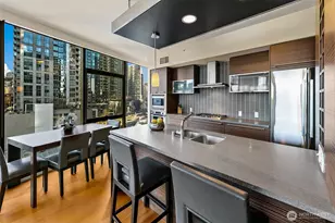 820 Blanchard St, Seattle, WA 98121 - Photo 11