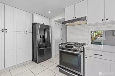 4840 S Kenny Street, Seattle, WA 98118 - Photo 7