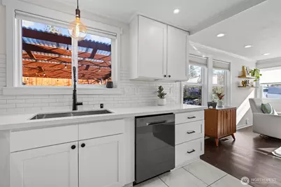 4840 S Kenny Street, Seattle, WA 98118 - Photo 9