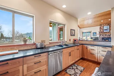 12285 Village View Drive, Leavenworth, WA 98826 - Photo 15