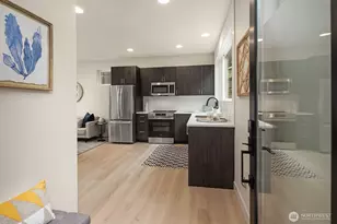 8823 Ashworth Ave N, Seattle, WA 98103 - Photo 3