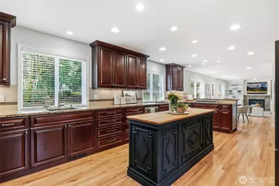 6211 247th Avenue NE, Redmond, WA 98053 - Photo 5