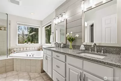 6211 247th Avenue NE, Redmond, WA 98053 - Photo 17