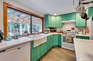 2120 NE Edwin Ct, Poulsbo, WA 98370 - Photo 5