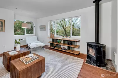 1915 11th Avenue S, Seattle, WA 98134 - Photo 9