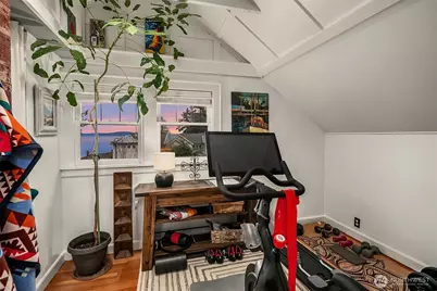 9225 Olympic View Drive, Edmonds, WA 98020 - Photo 25