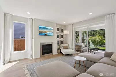 16204 27th Street Ct E, Lake Tapps, WA 98391 - Photo 3