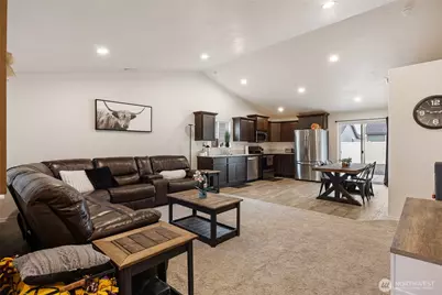 1104 W Maple Drive, Moses Lake, WA 98837 - Photo 7