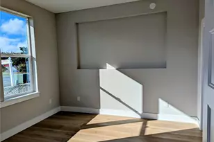 807 NE 357th St, Ocean Park, WA 98640 - Photo 9