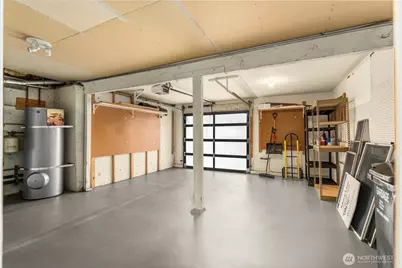 2572 13th Avenue W, Seattle, WA 98119 - Photo 29