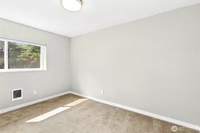 12563 SE 71st Street, Newcastle, WA 98056 - Photo 23