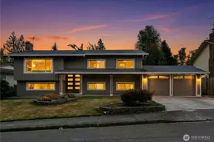 12563 SE 71st St, Newcastle, WA 98056 - Photo 1