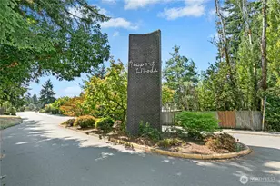 12563 SE 71st St, Newcastle, WA 98056 - Photo 35