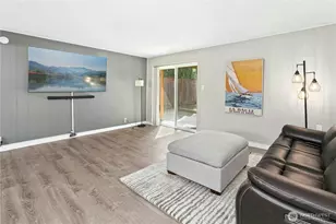 12563 SE 71st St, Newcastle, WA 98056 - Photo 19