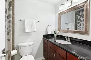 12563 SE 71st St, Newcastle, WA 98056 - Photo 17