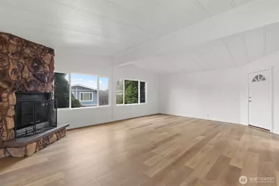 11436 SE 208th Street #7, Kent, WA 98031 - Photo 3
