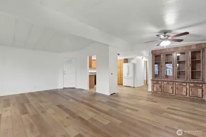 11436 SE 208th Street #7, Kent, WA 98031 - Photo 5