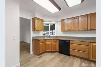 11436 SE 208th Street #7, Kent, WA 98031 - Photo 7