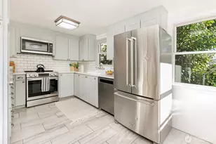 12343 11th Ave NE, Seattle, WA 98125 - Photo 9