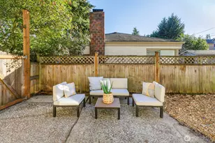 12343 11th Ave NE, Seattle, WA 98125 - Photo 13