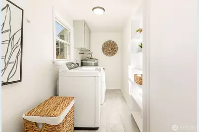 12343 11th Avenue NE, Seattle, WA 98125 - Photo 11