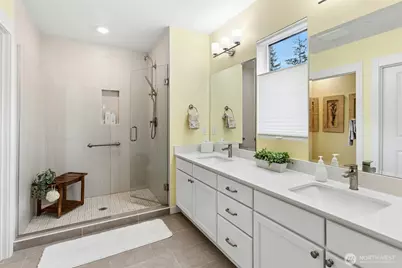 15538 NE 15th Place #400, Bellevue, WA 98007 - Photo 19