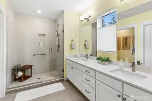 15538 NE 15th Pl, Bellevue, WA 98007 - Photo 19