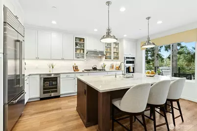 15538 NE 15th Place #400, Bellevue, WA 98007 - Photo 15