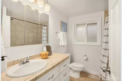 18228 11th Avenue NE, Shoreline, WA 98155 - Photo 21