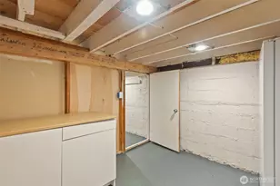 3915 SW Hinds St, Seattle, WA 98116 - Photo 29