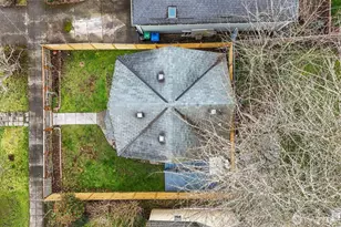 3915 SW Hinds St, Seattle, WA 98116 - Photo 39