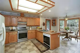 202 W Emerald Forest Ln, Sequim, WA 98382 - Photo 5