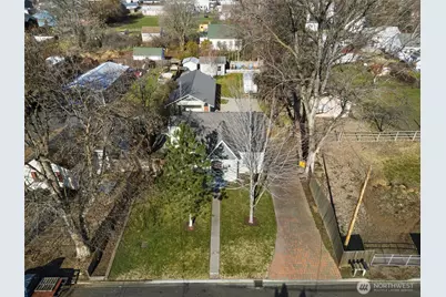 22 NW B Street, College Place, WA 99324 - Photo 27