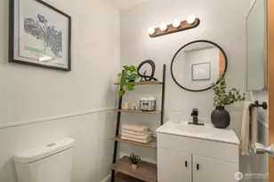 1425 S Puget Dr, Renton, WA 98055 - Photo 15